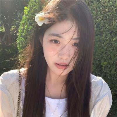手比眼睛更粉
