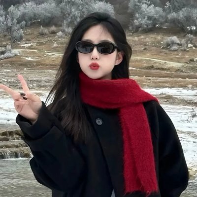 那女孩是谁